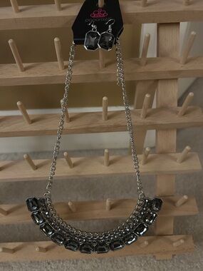 paparazzi Silver-Tone Necklace and Earrings with Smoky Stones
